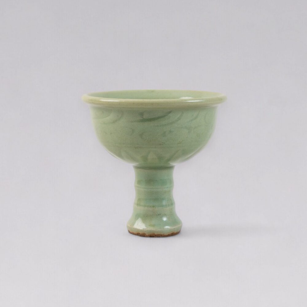 A carved Longquan stem cup (Yuan-early Ming dynasty, 14th-15th)