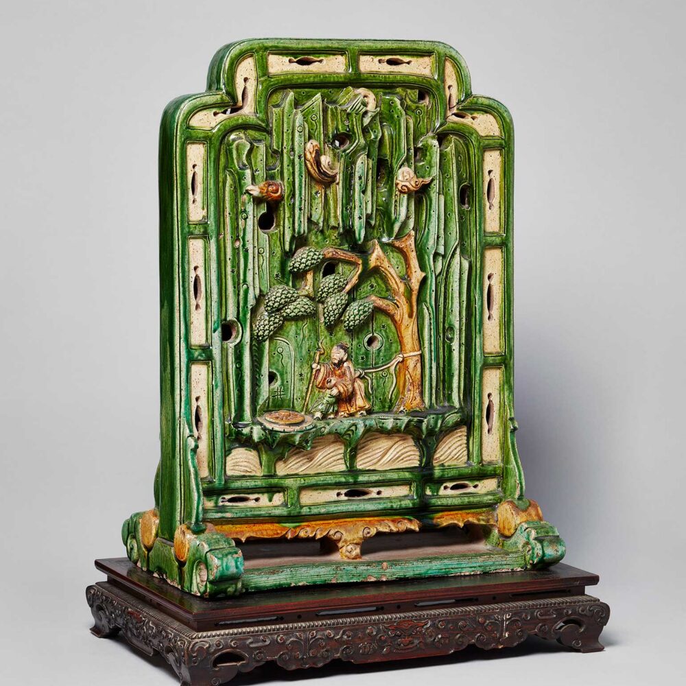 A tilemaker ‘sancai’-glazed table screen with Taoist temple inscription and carved wood stand   Jiajing period (1522-1566, circa 1550)