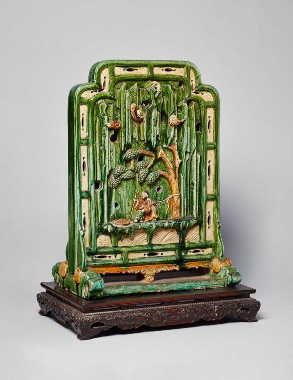 A tilemaker ‘sancai’-glazed table screen with Taoist temple inscription and carved wood stand   Jiajing period (1522-1566, circa 1550)