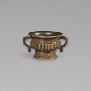 A miniature archaistic bronze vessel ‘gui’(Qing dynasty, 18th century)