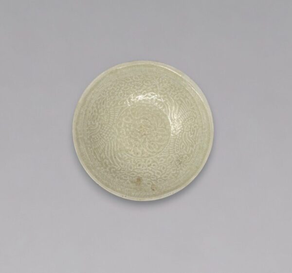 A moulded Qingbai ‘Phoenix’ bowl (Southern Song dynasty or early Yuan dynasty, 12th/13th century)