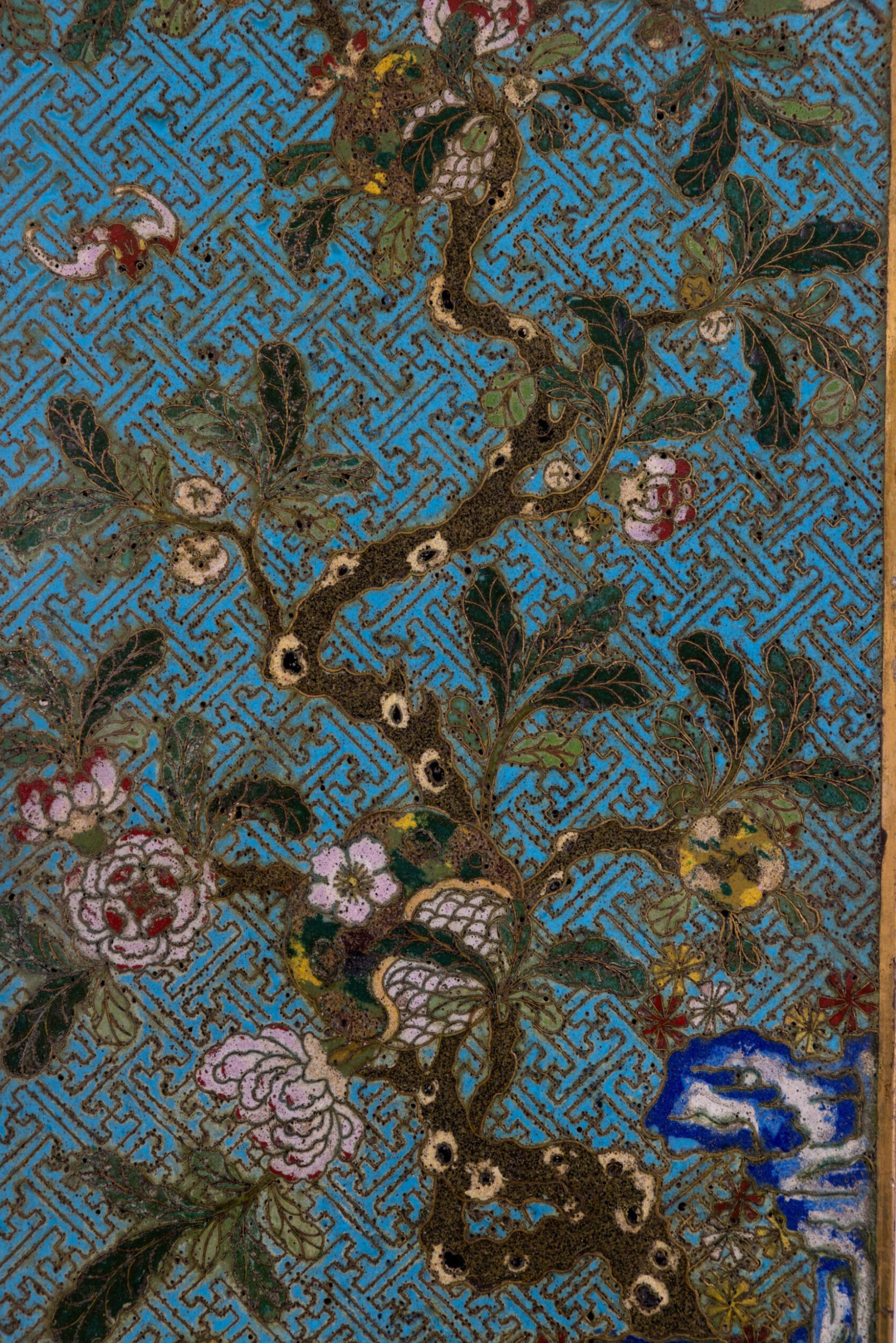 An exceptionally large rectangular cloisonné enamel ‘cong’ vase - detail