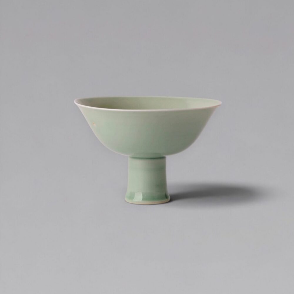 A rare wintergreen Anhua-decorated stem cup