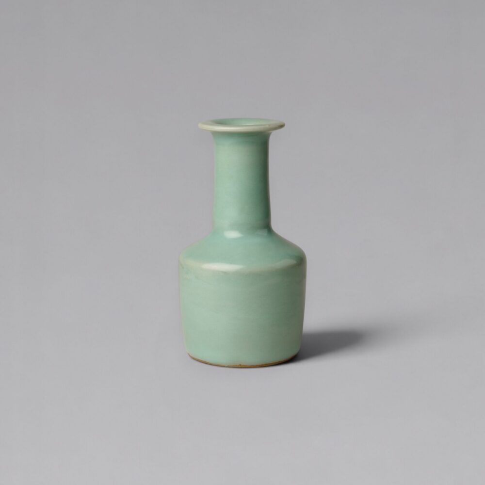 A small Longquan celadon ‘mallet’ vase