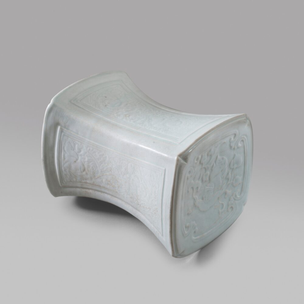 A carved rectangular Qingbai ‘boys’ pillow (Northern Song dynasty, 960–1127)